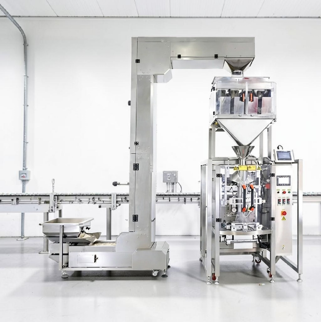 Industrial vertical form fill seal machine with four head weigher and vacuum sealing